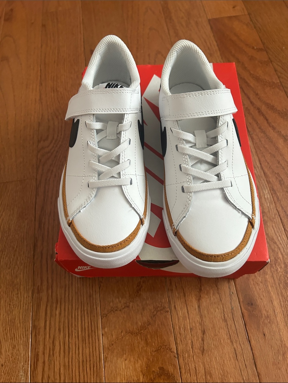 Nike White Sneakers with Brown Trim for Kids size 2Y
